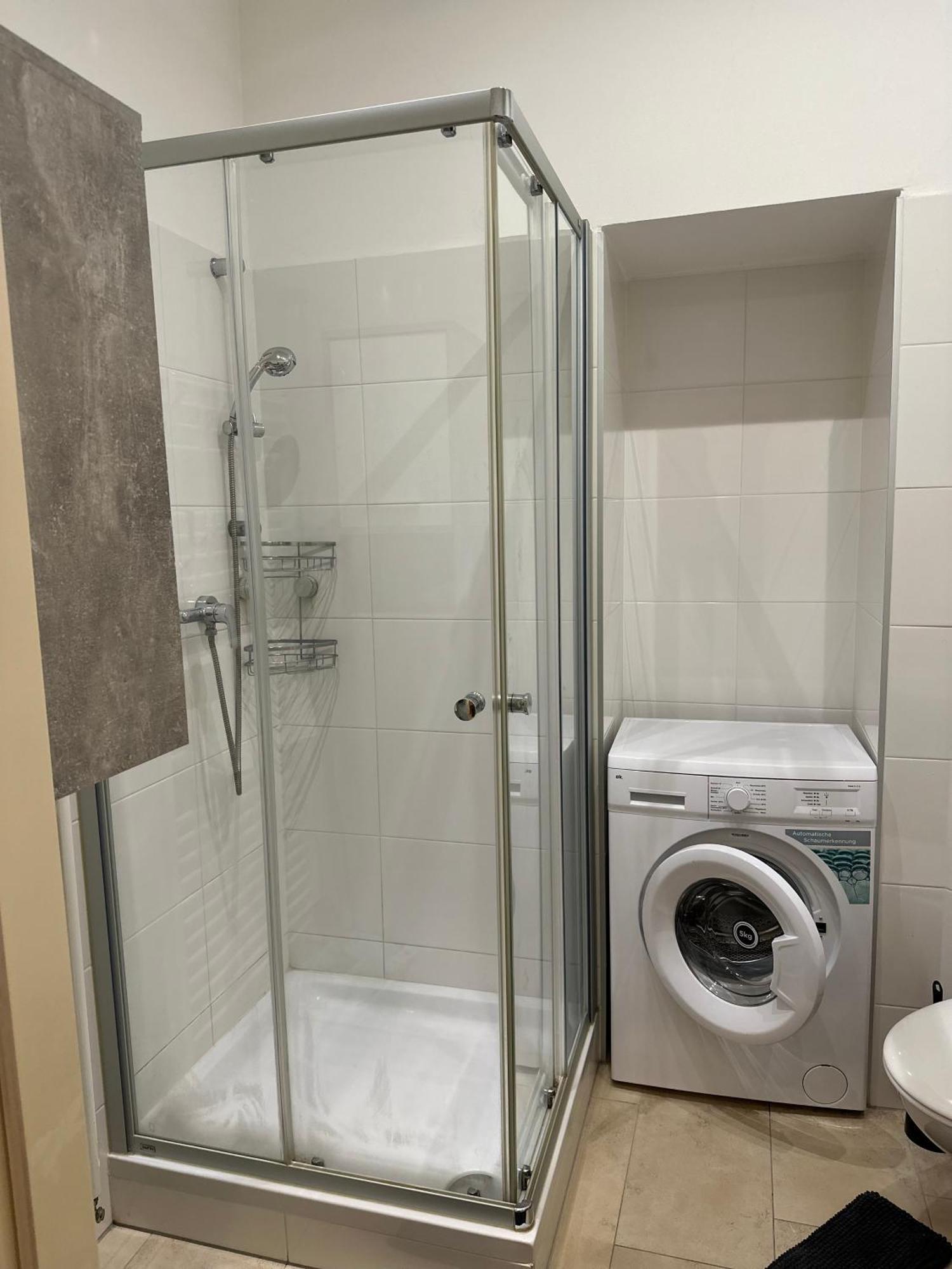 Apartament Hisa Lina Wiedeń Zewnętrze zdjęcie